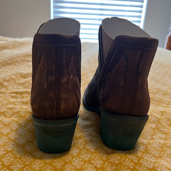 Leather Circle G Cowboy Booties - Brown and Teal Size 6 1/2 - Picture 4 of 9